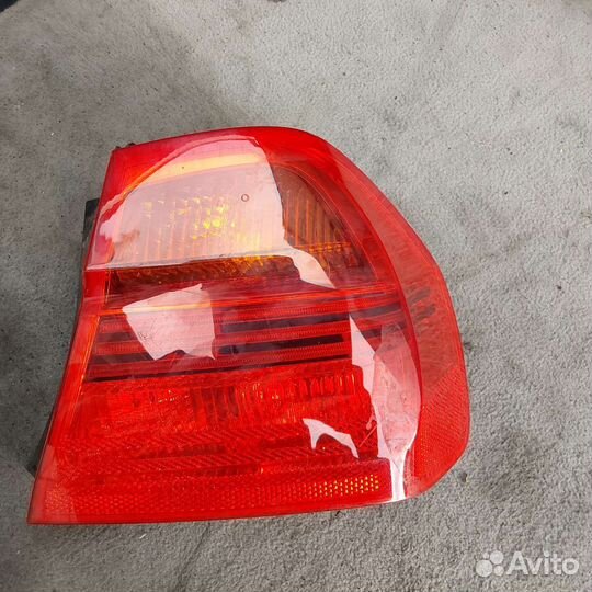 Bmw e90 седан задний правый левый фонарь