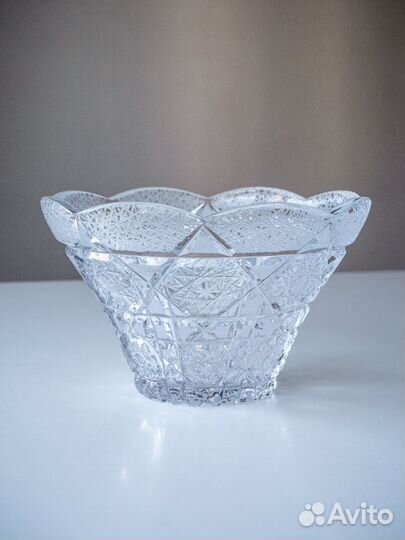 Хрустальная ваза