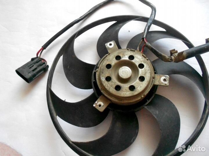 Вентилятор охлаждения радиатора opel vectra 1,6-2