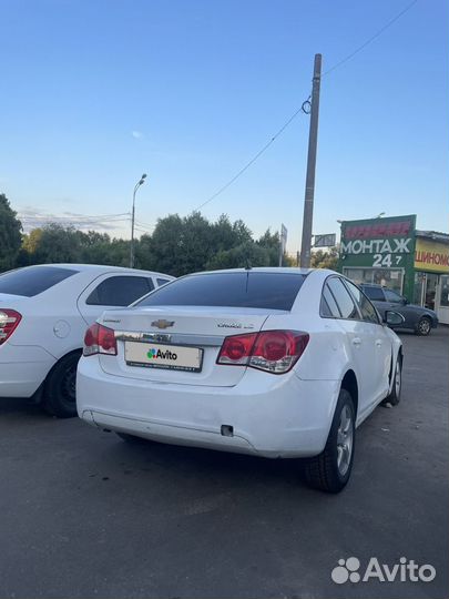 Chevrolet Cruze 1.6 AT, 2011, 300 000 км