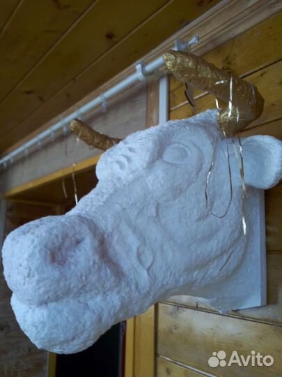 Голова быка из папье-маше