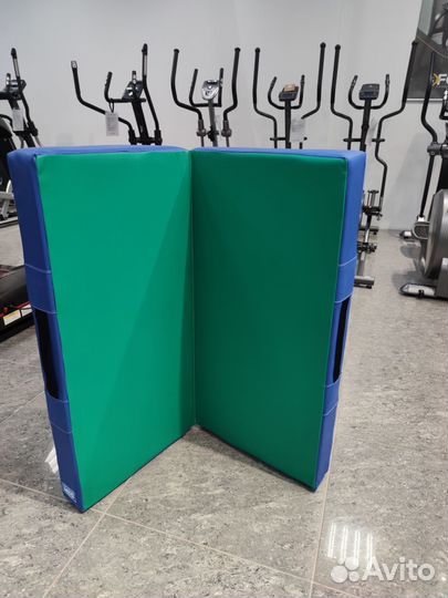 Мат гимнастический (1,0х1,0х0,1 м) два сложения