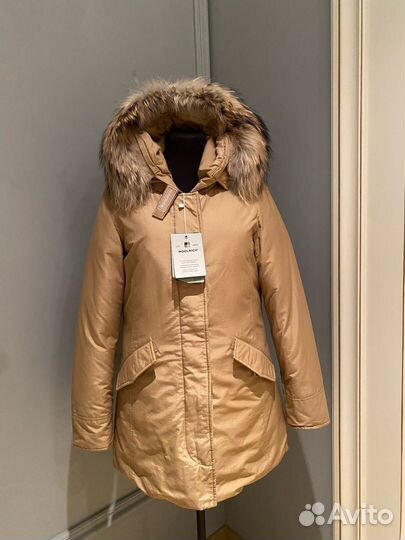 Парка Woolrich новая 40 оригинал