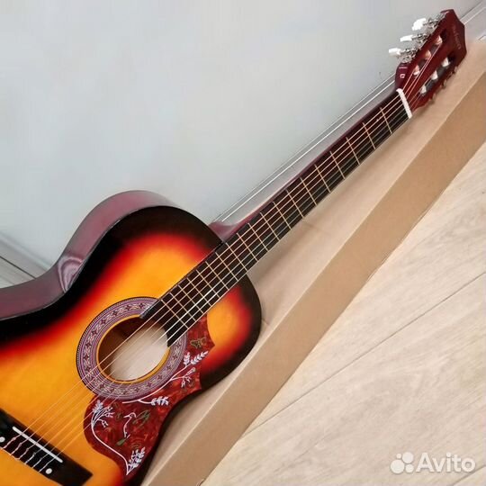 Гитара новая классическая
