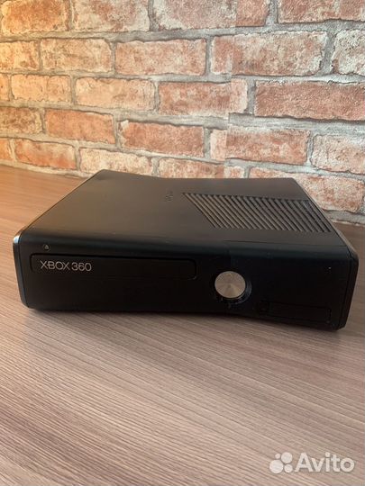 Xbox 360 Slim прошитый