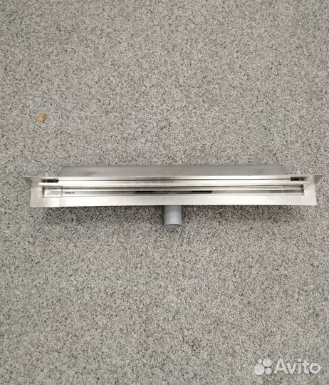 Душевой трап в стену / линейный трап в стену