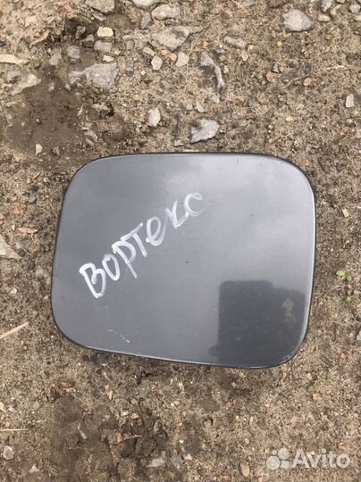 Лючок бензобака Vortex Estina