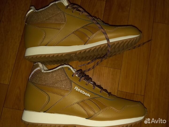 Кроссовки Reebok новые р 36