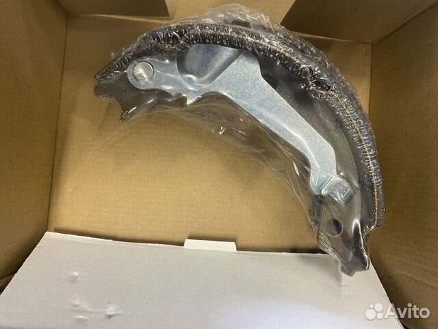 Колодки тормозные барабанные FN-3384 Mazda T2600 T