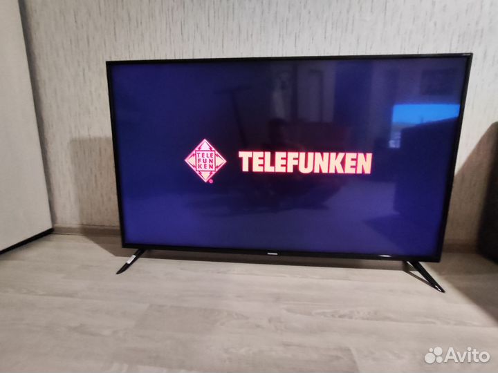 Телевизор SMART tv Telefunken