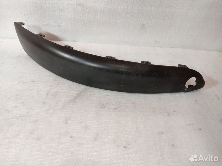 Накладка переднего бампера правая peugeot 307
