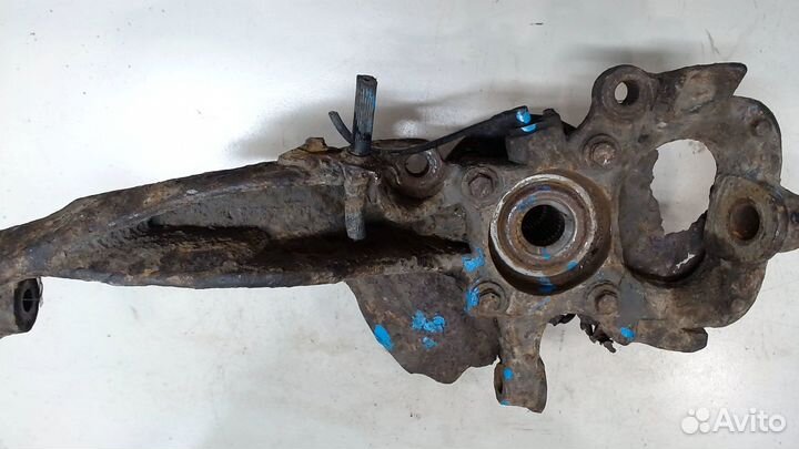 Ступица (кулак, цапфа) правая передняя Land Rover Discovery 3