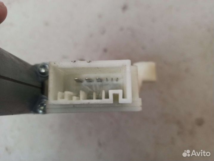 Привод стеклоподъемника BMW X5 G05