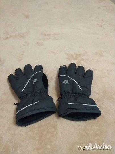 Перчатки на мальчика 10-12 лет