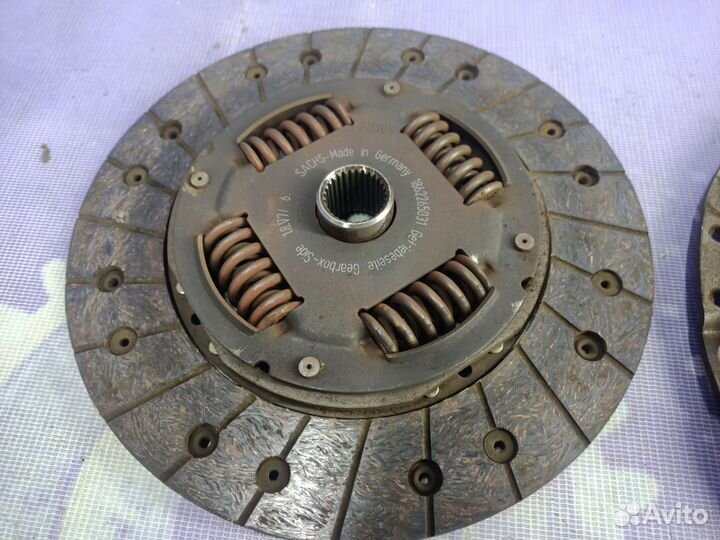 Сцепление корзина/диск Volkswagen Passat B3