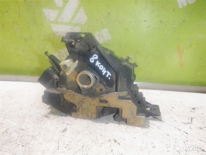 Замок двери передней правой Форд Фокус 1