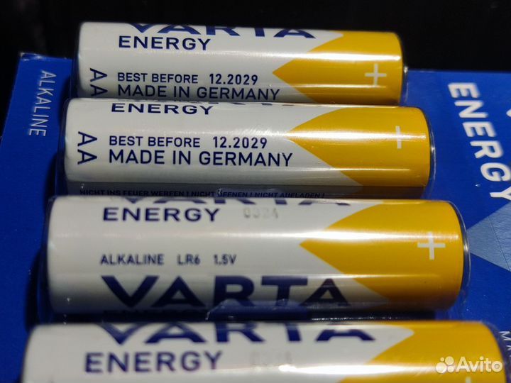 4 батарейки AA Varta Energy LR6