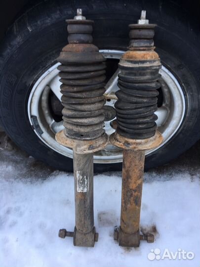 Стойки задние ваз 09,10,14