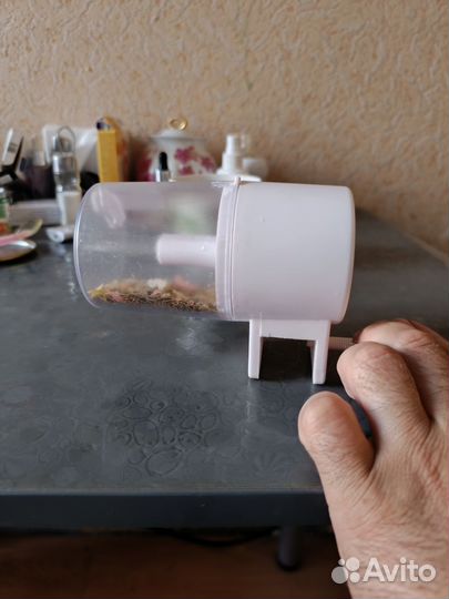 Автокормушка для рыб