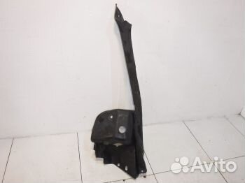 Кронштейн заднего фонаря правый