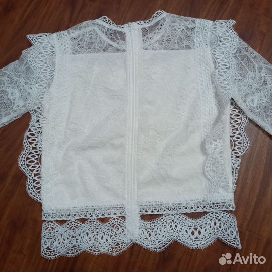 Кружевная блузка