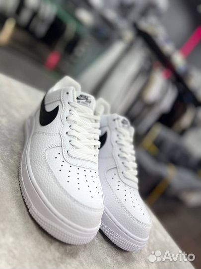 Кроссовки Nike Air Force 1