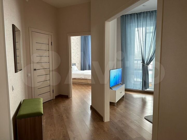 2-к. квартира, 65 м², 2/10 эт.
