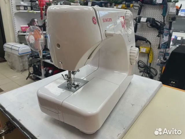 Швейная машина Singer 8280P (Спут)