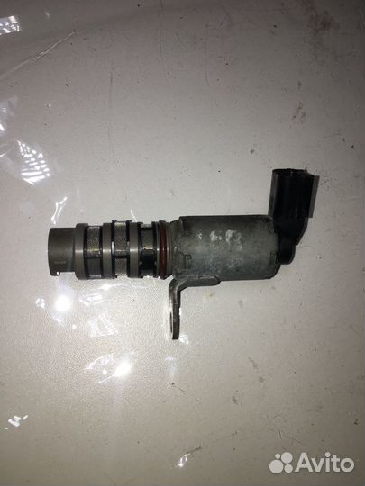 Датчик vvt-i на honda FIT GP6 LEB