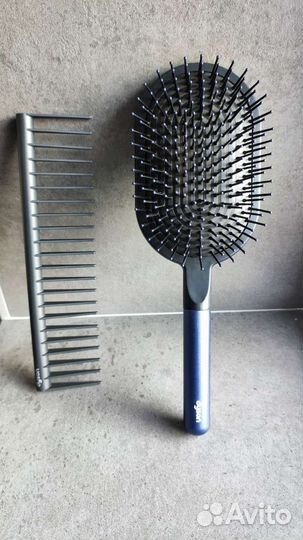 Расческа Dyson