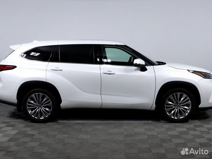 Toyota Highlander 3.5 AT, 2022, 7 046 км
