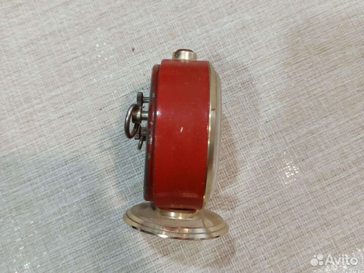 Часы слава будильник СССР
