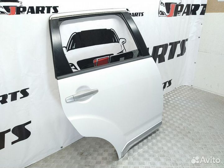Дверь задняя Mitsubishi Outlander