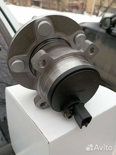 Ступица задняя левая, правая Ford Focus II с ABS