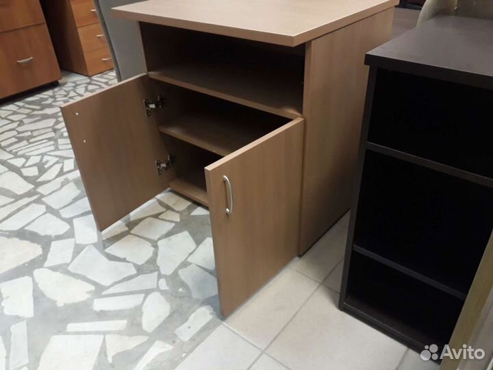 Тумбы. новые