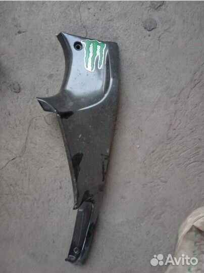 Kawasaki zzr 400 пластик бака