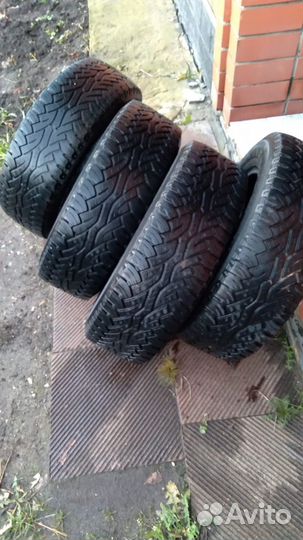 Continental ContiCrossContact AT 215/65 R16 98