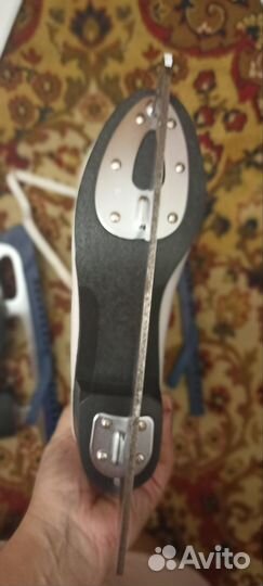 Коньки фигурные