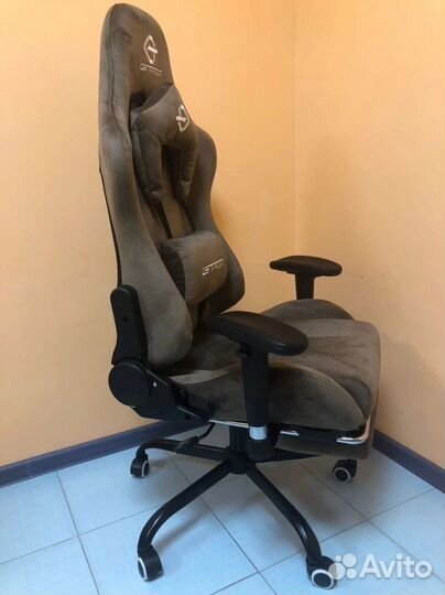 Компьютерное кресло офисное с функцией массажа