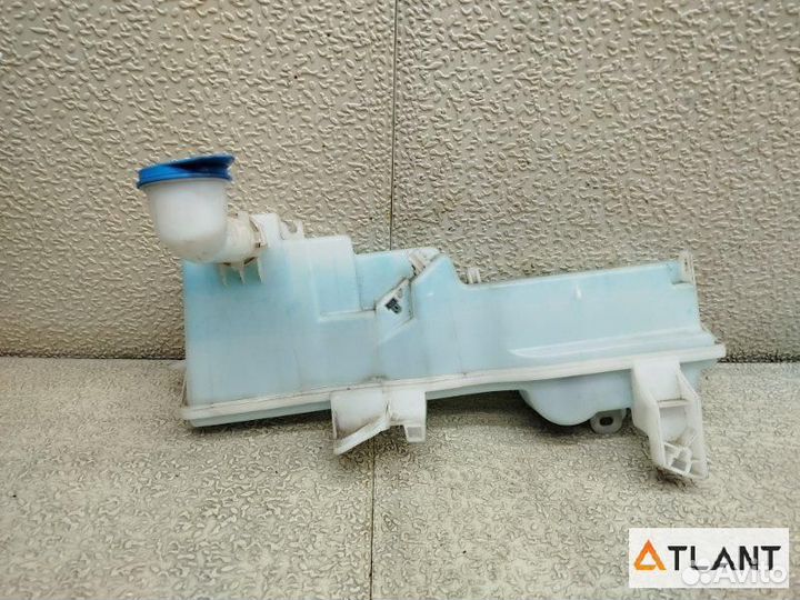 Бачок стеклоомывателя suzuki solio