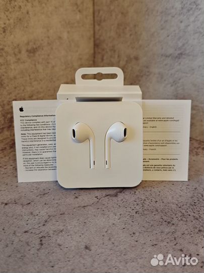 Наушники Apple EarPods USB-C