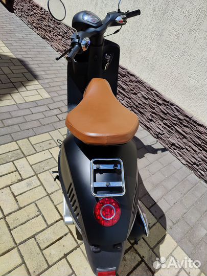 Скутер city PG