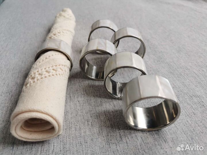 Приборы для сервировки стола, кольца для салфеток