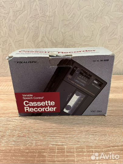Кассетный диктофон Realistic VSC-2001 новый
