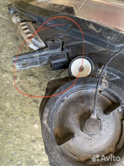 Фара левая LED BMW 3 F30