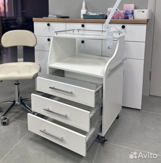 Компактная тумба спейс с уф камерой