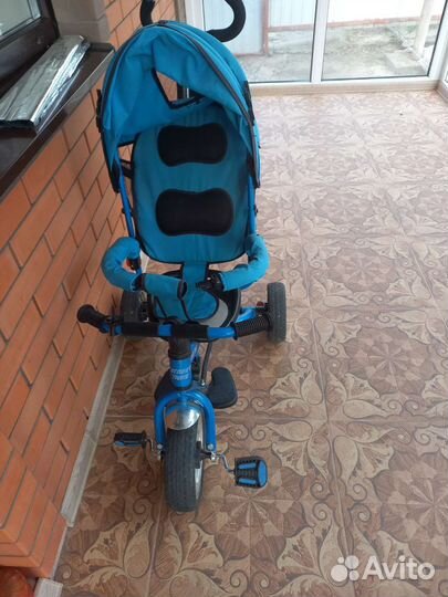 Велосипед с родительской ручкой