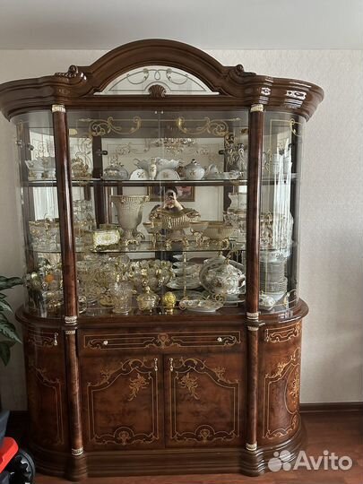 Стенка в гостиную