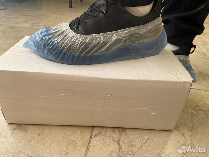 Бахилы в евроблоке толщина 50 мкм 500 пар