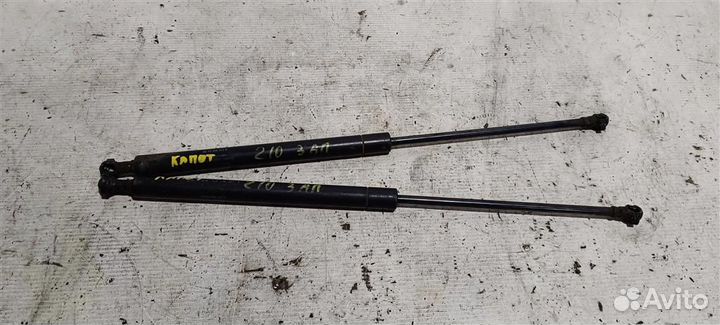 Амортизатор капота пара mersedesbenz W210 E